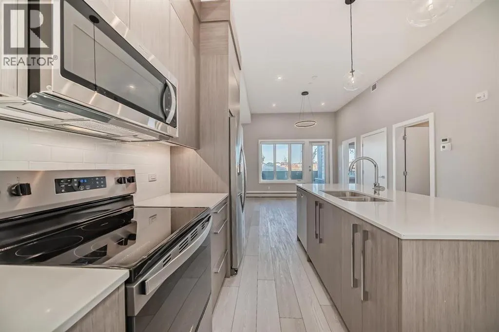2318, 60 Skyview Ranch Road NE