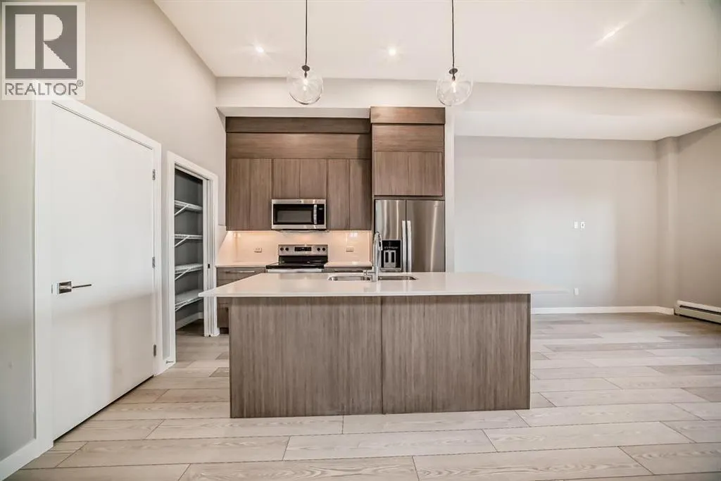 2318, 60 Skyview Ranch Road NE