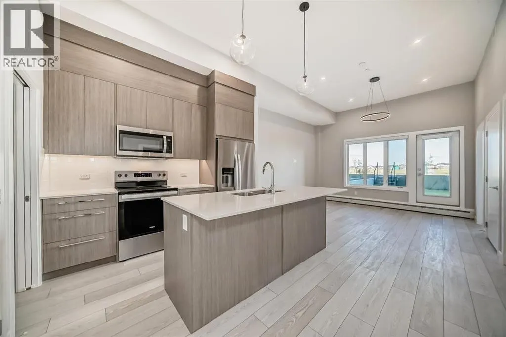 2318, 60 Skyview Ranch Road NE
