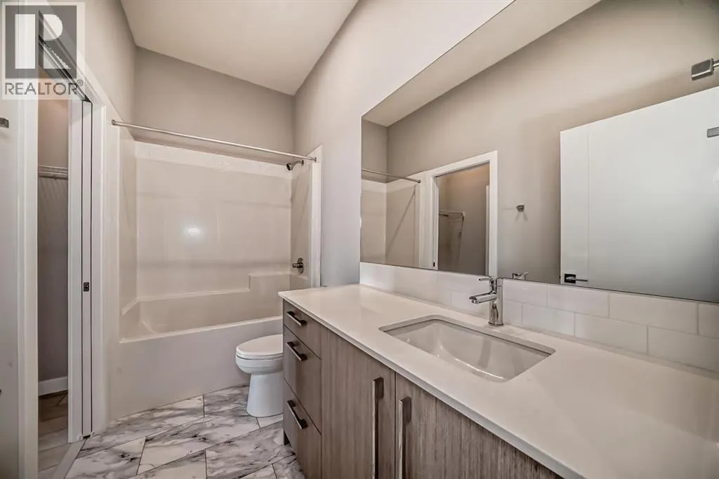 2318, 60 Skyview Ranch Road NE