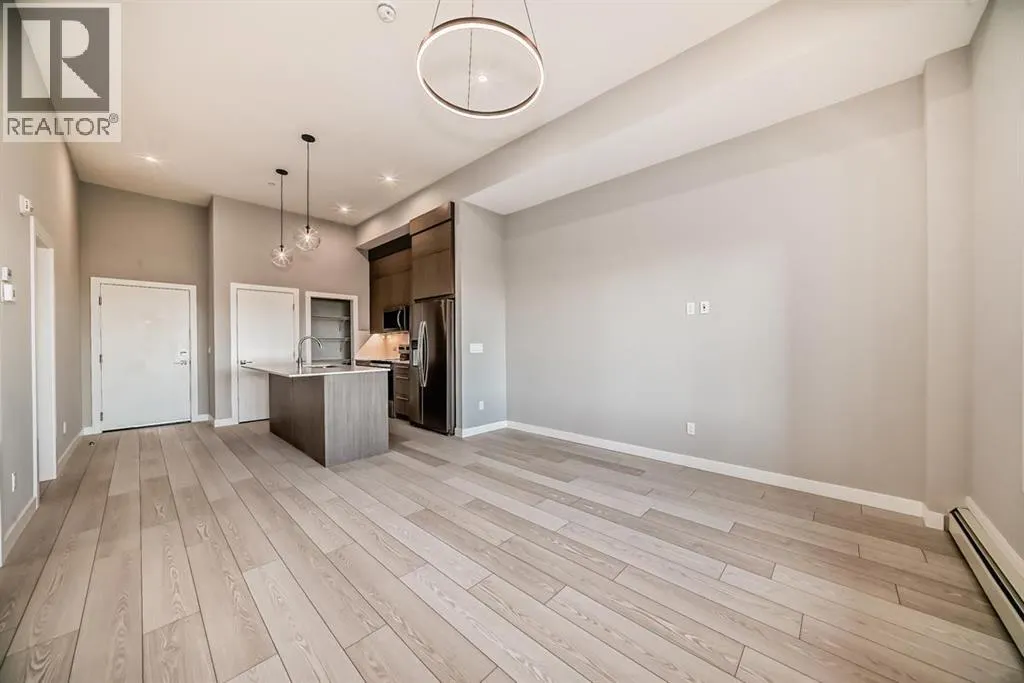 2318, 60 Skyview Ranch Road NE