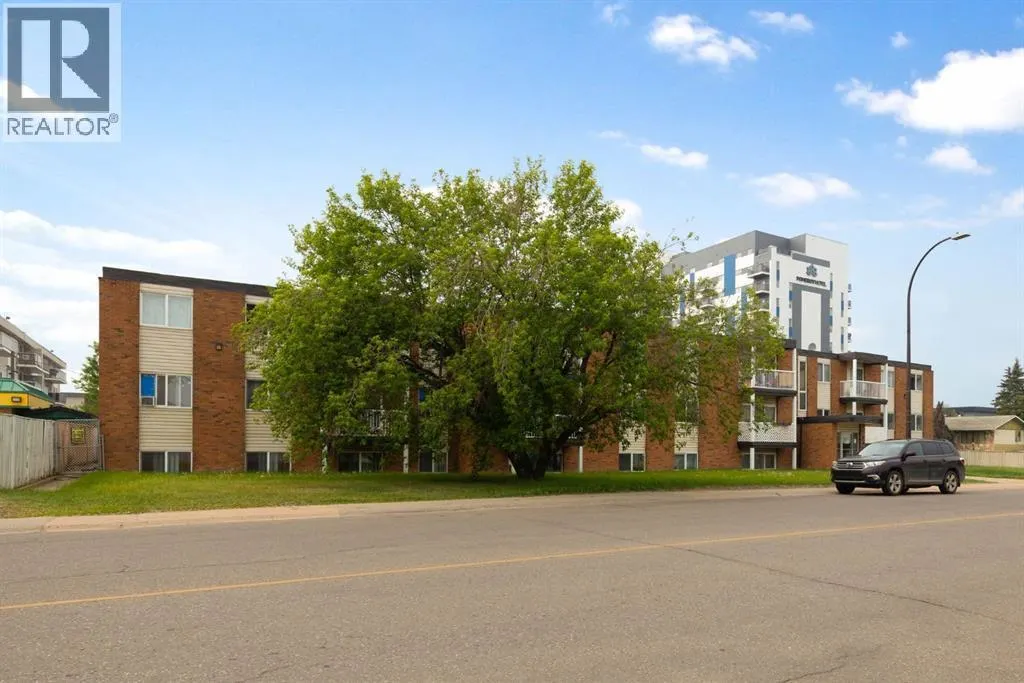 302, 10014 Morrison Street
