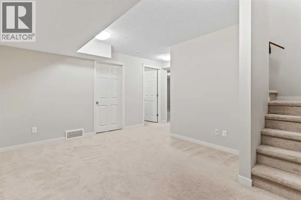 77 Auburn Glen Common SE