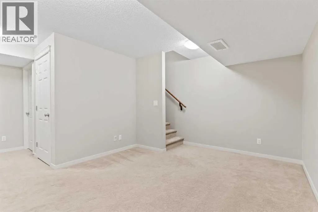 77 Auburn Glen Common SE