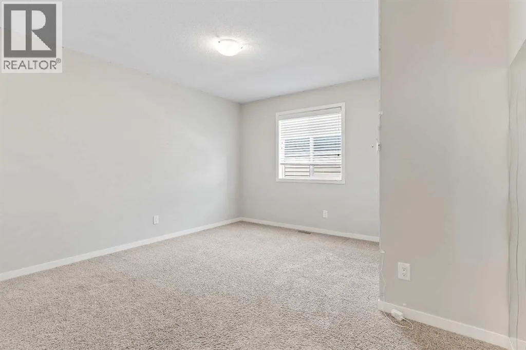 77 Auburn Glen Common SE