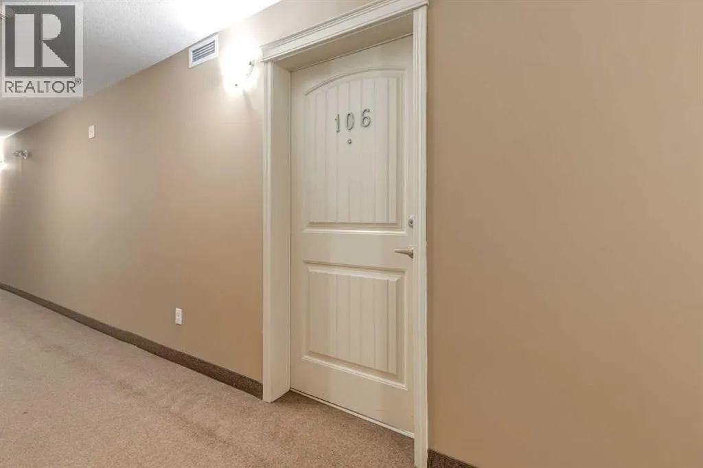 106, 102 Cranberry Park SE