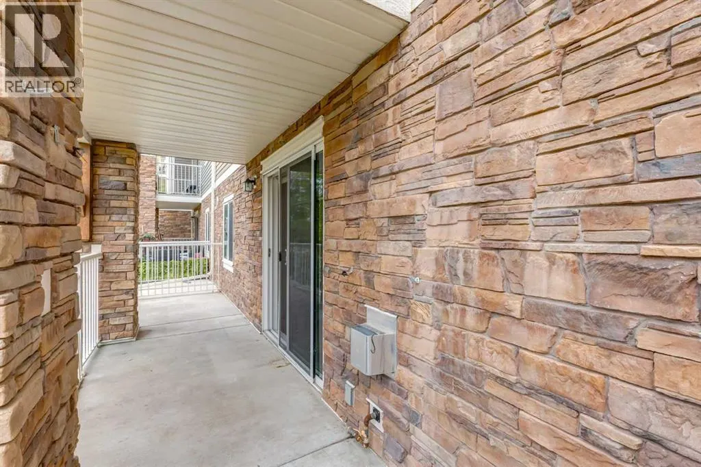 106, 102 Cranberry Park SE