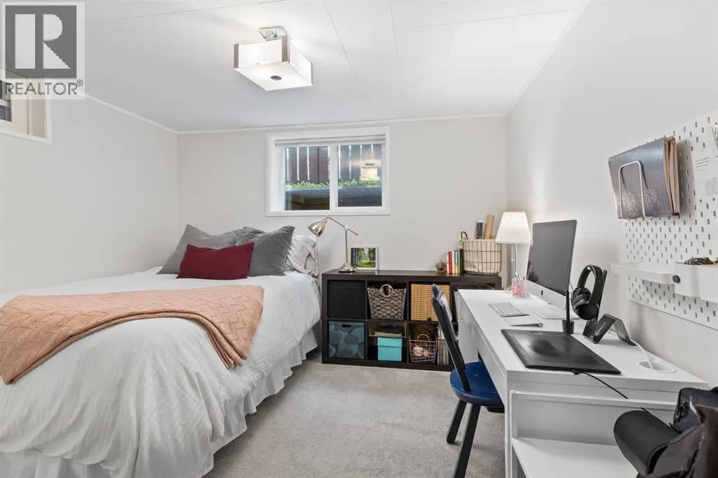 27 Gordon Drive SW
