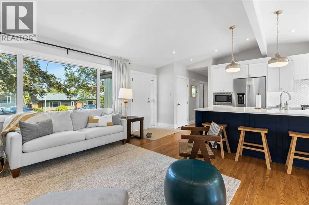27 Gordon Drive SW