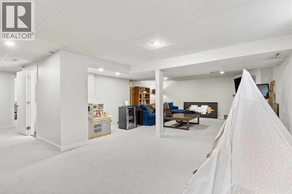 27 Gordon Drive SW