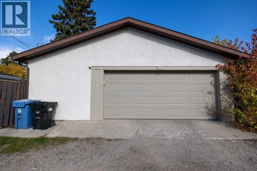27 Gordon Drive SW