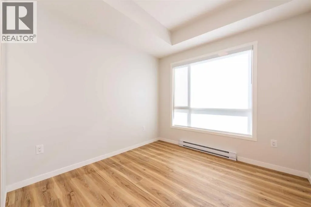 2401, 220 Seton Grove SE