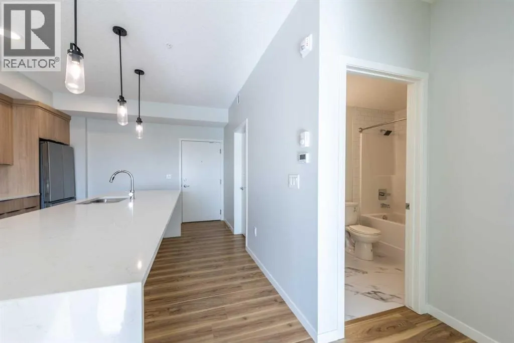 2401, 220 Seton Grove SE
