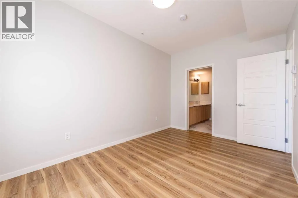 2401, 220 Seton Grove SE