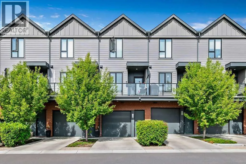608 Drake Landing Wynd