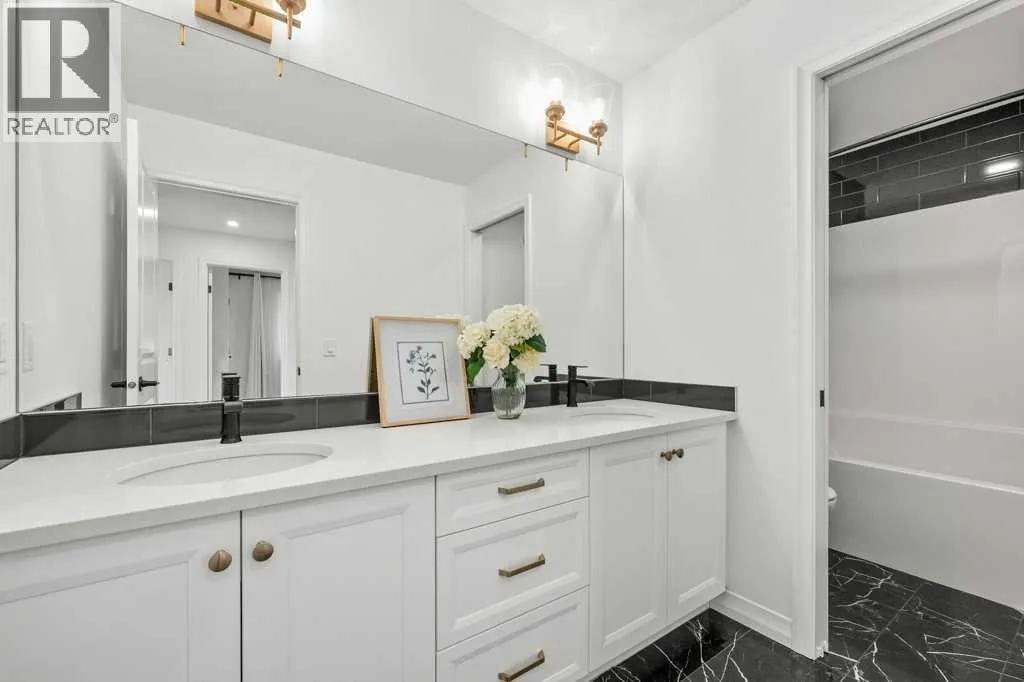 237 Magnolia Terrace SE