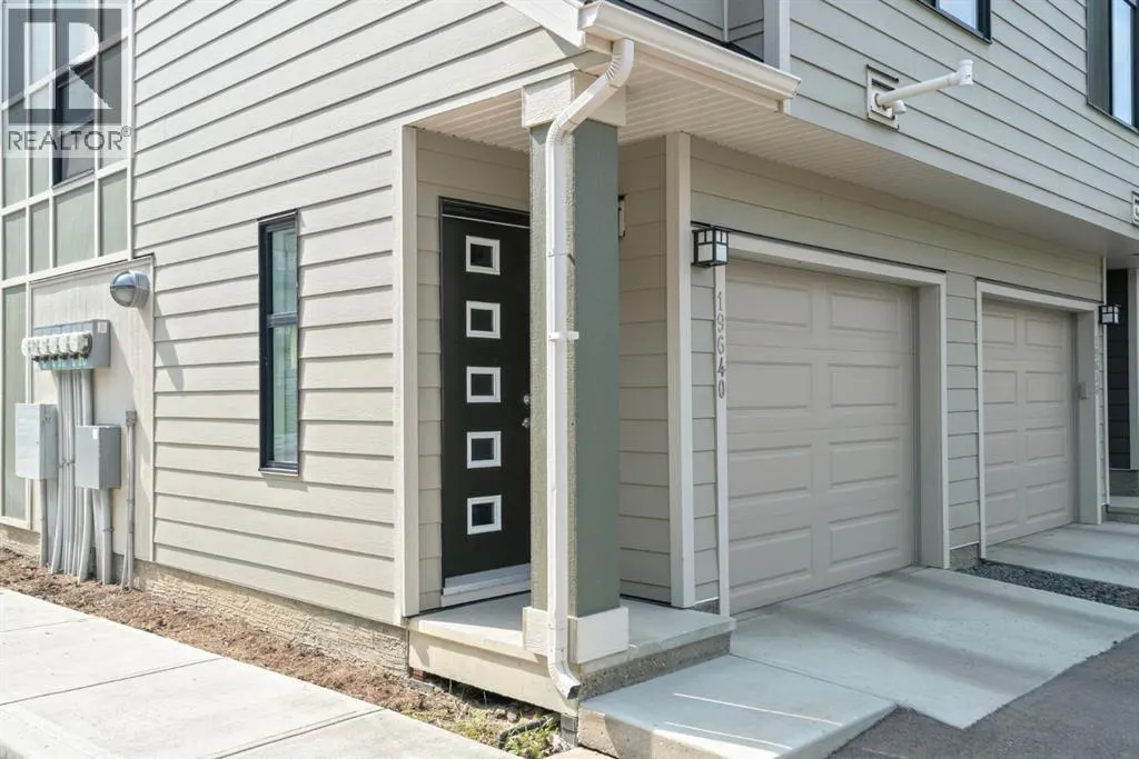 19640 40 Street SE