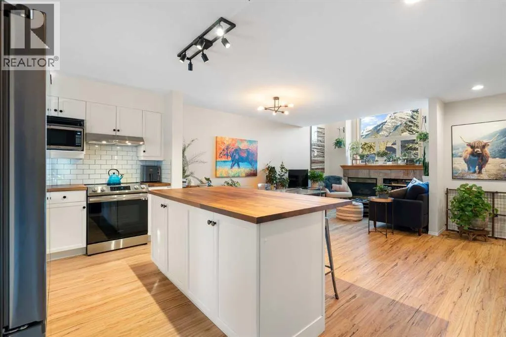 2, 601 4th Street
