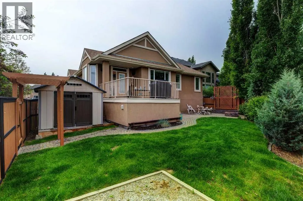 2 Cranridge Heights SE