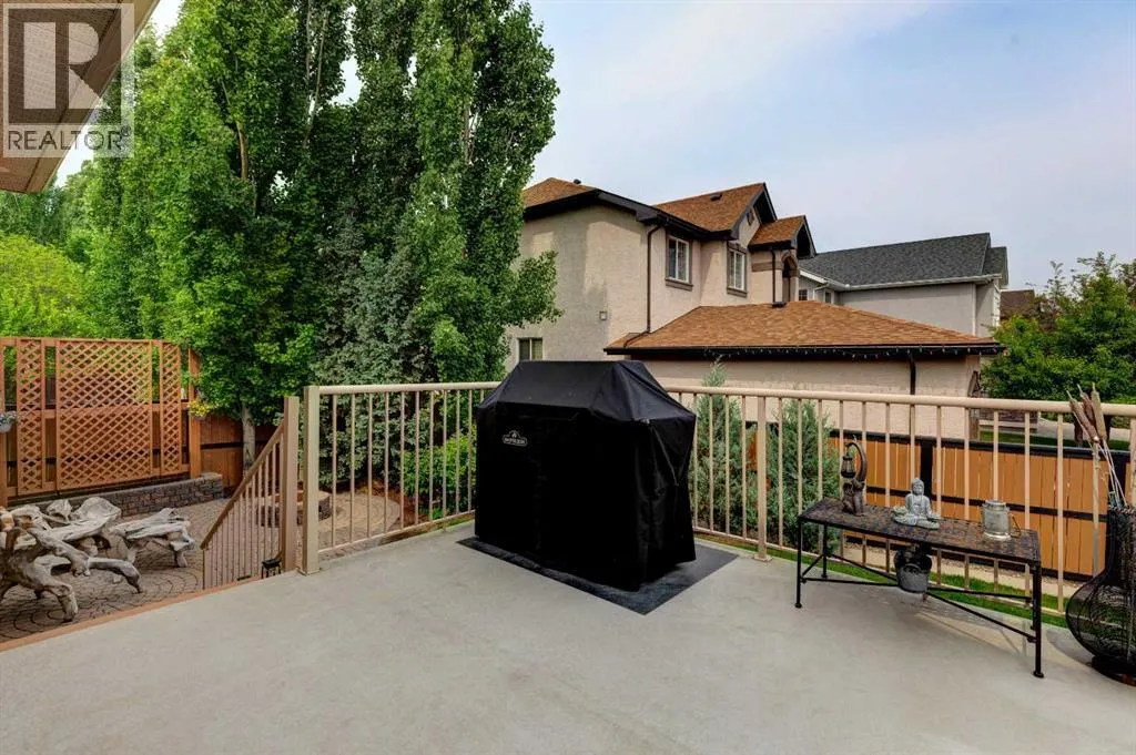 2 Cranridge Heights SE