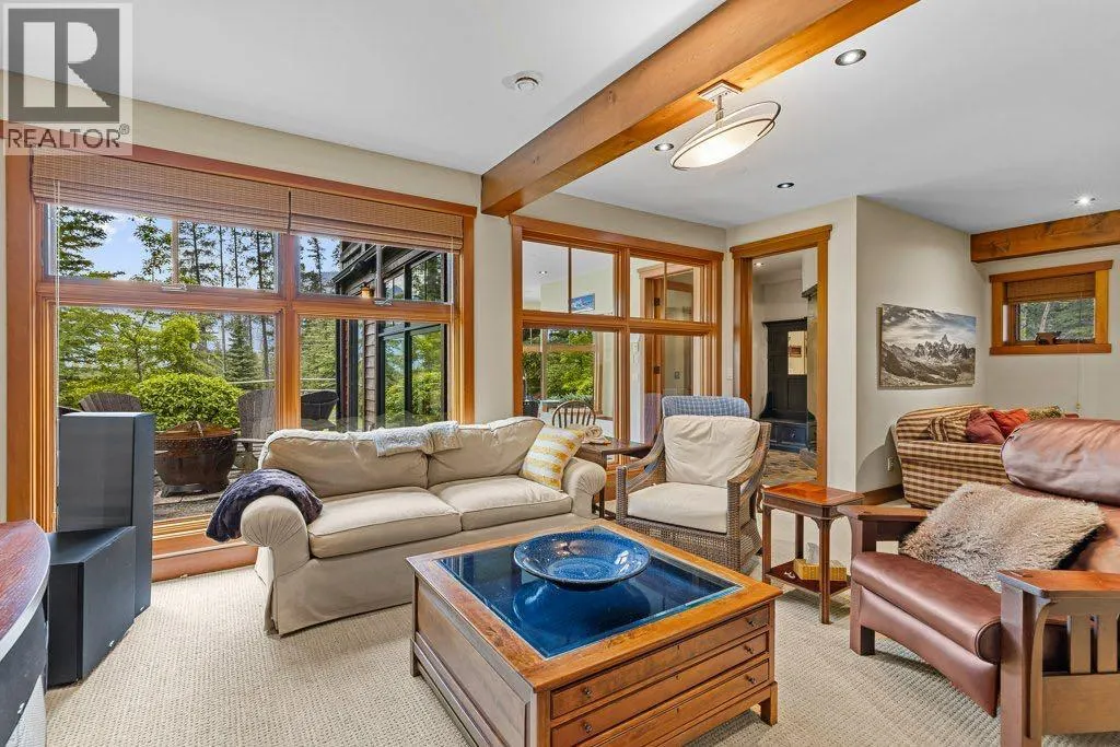517 Silvertip Pointe