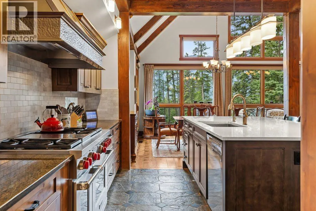 517 Silvertip Pointe