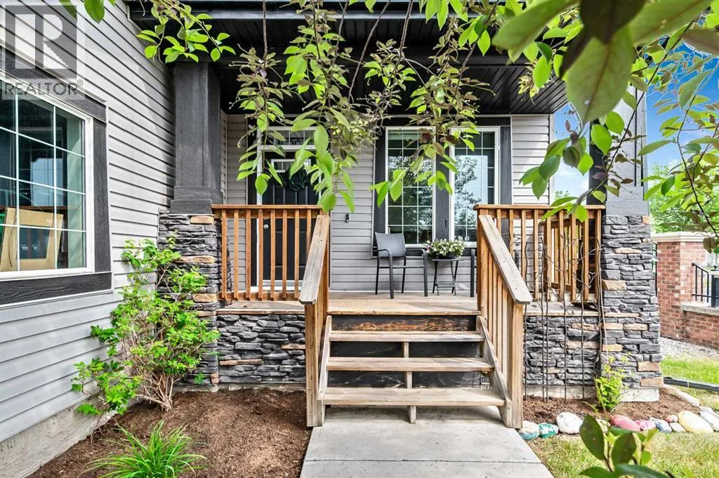 6 Drake Landing Gate