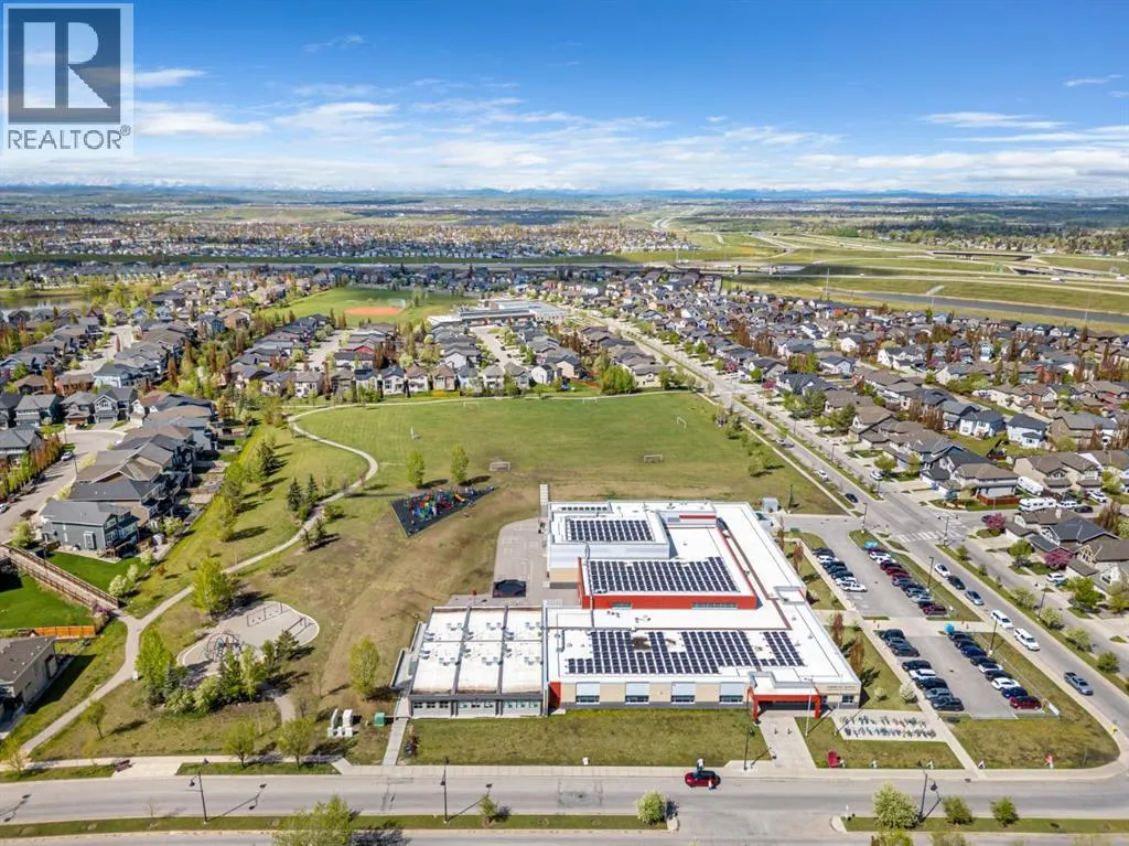 235 Auburn Bay Heights SE