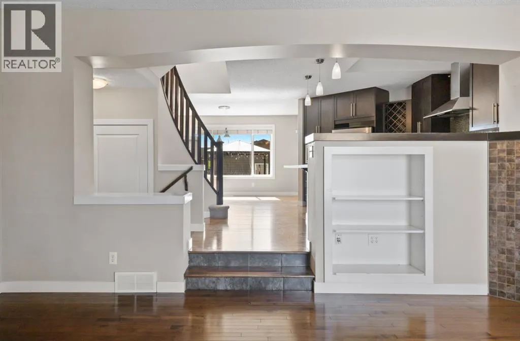 235 Auburn Bay Heights SE