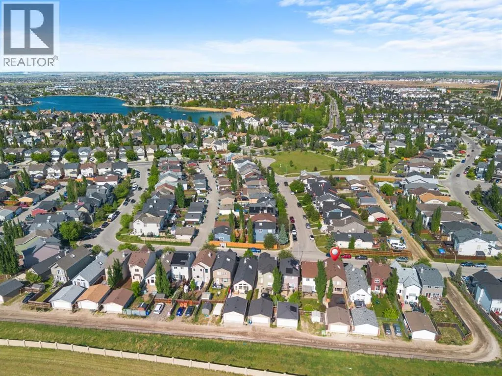 235 Auburn Bay Heights SE