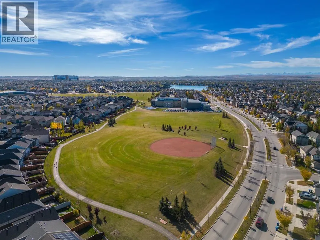 235 Auburn Bay Heights SE