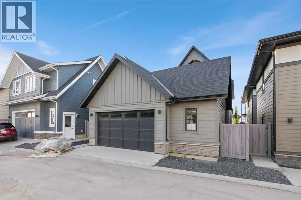 219 Calais Drive SW