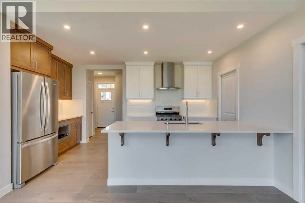 105 Legacy Reach Crescent SE