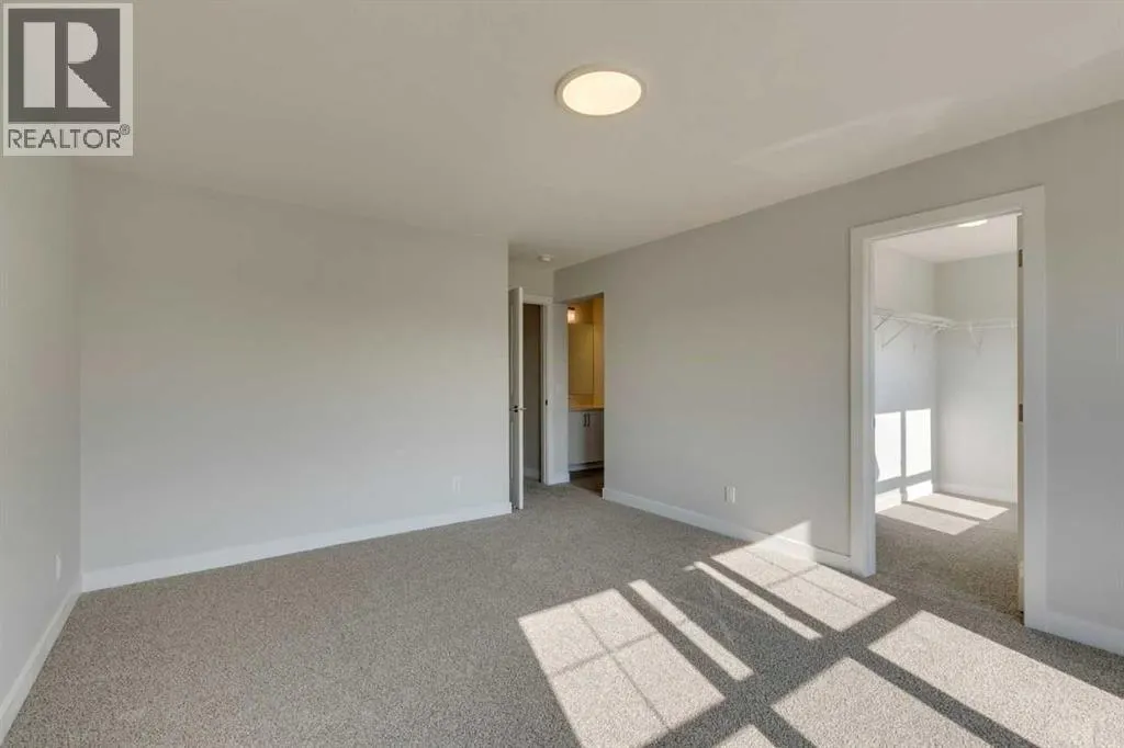 105 Legacy Reach Crescent SE