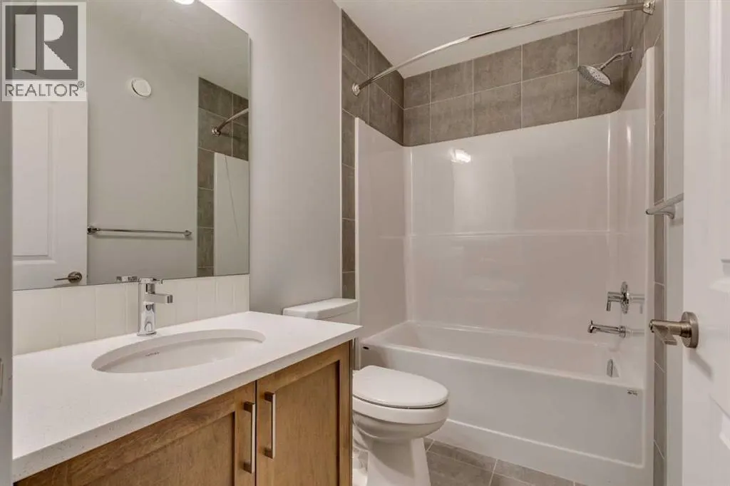 105 Legacy Reach Crescent SE