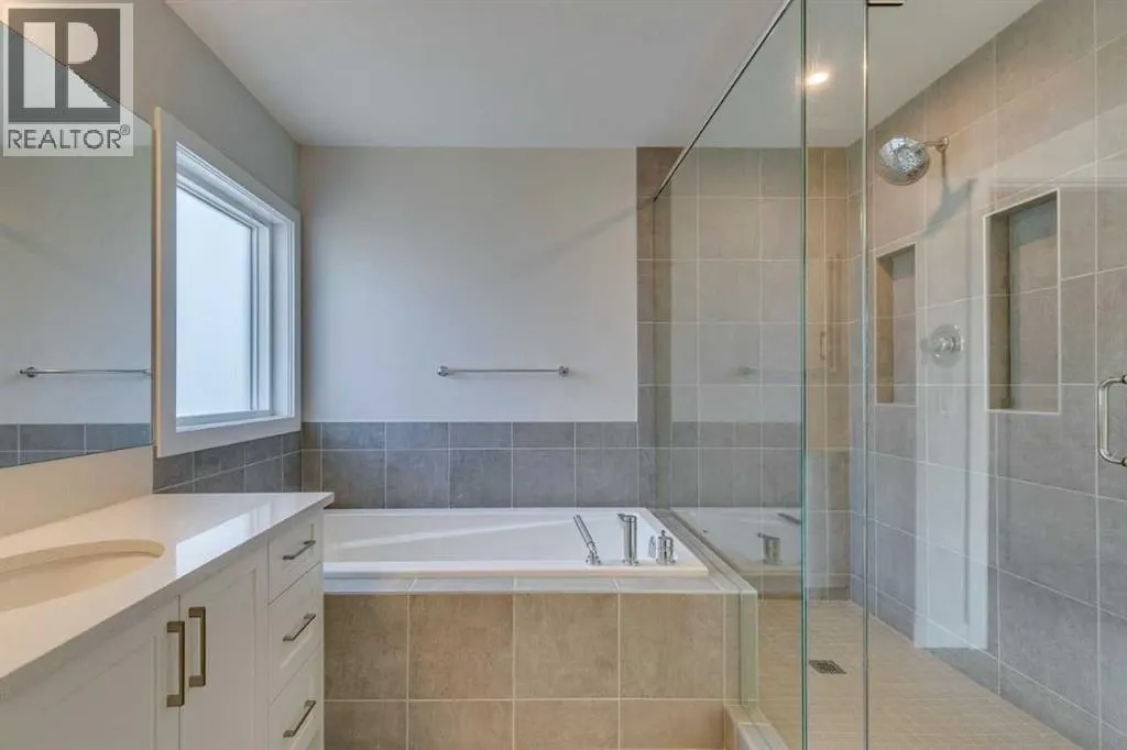 105 Legacy Reach Crescent SE