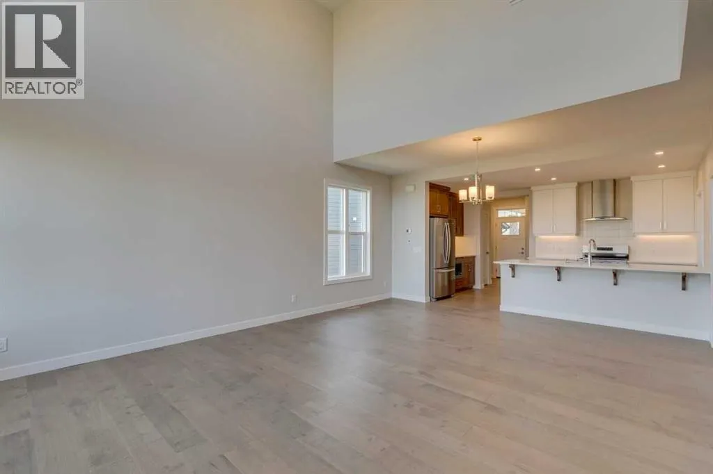 105 Legacy Reach Crescent SE