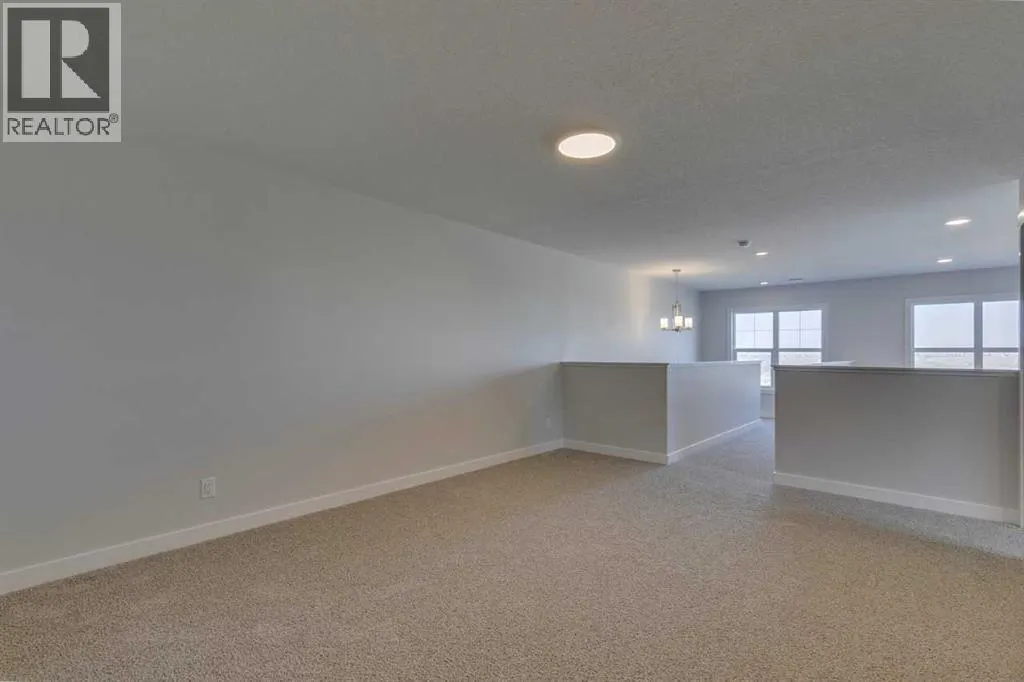105 Legacy Reach Crescent SE