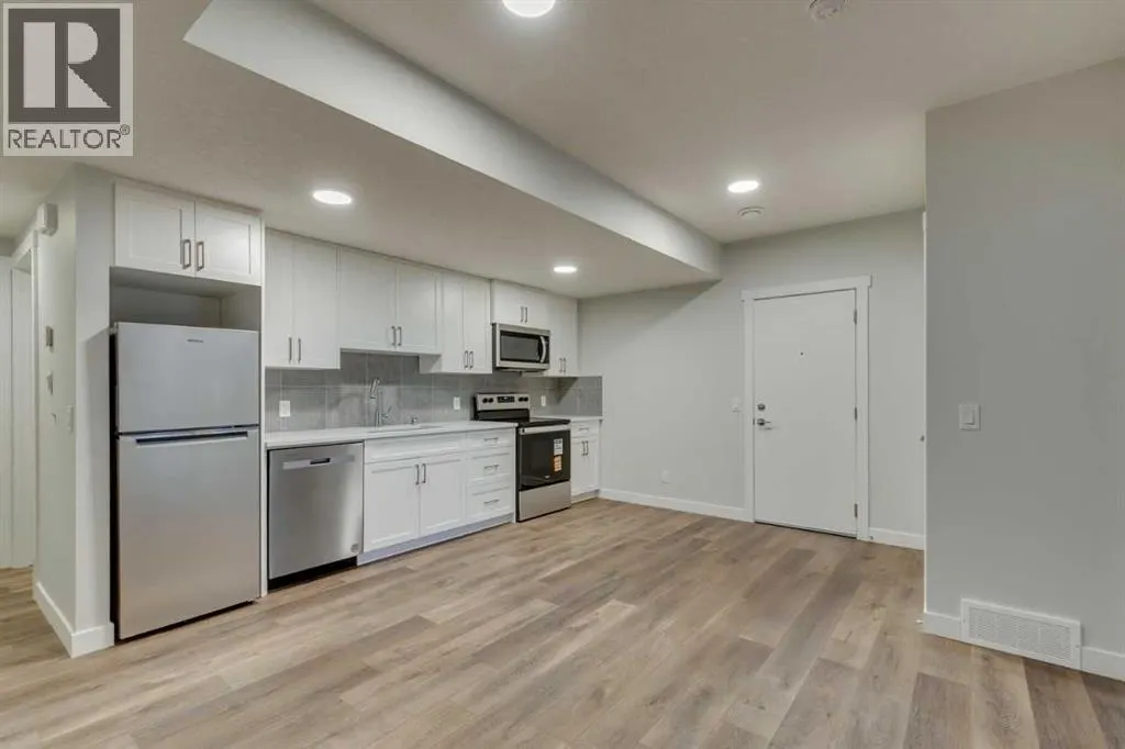 105 Legacy Reach Crescent SE