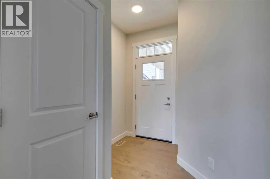 105 Legacy Reach Crescent SE