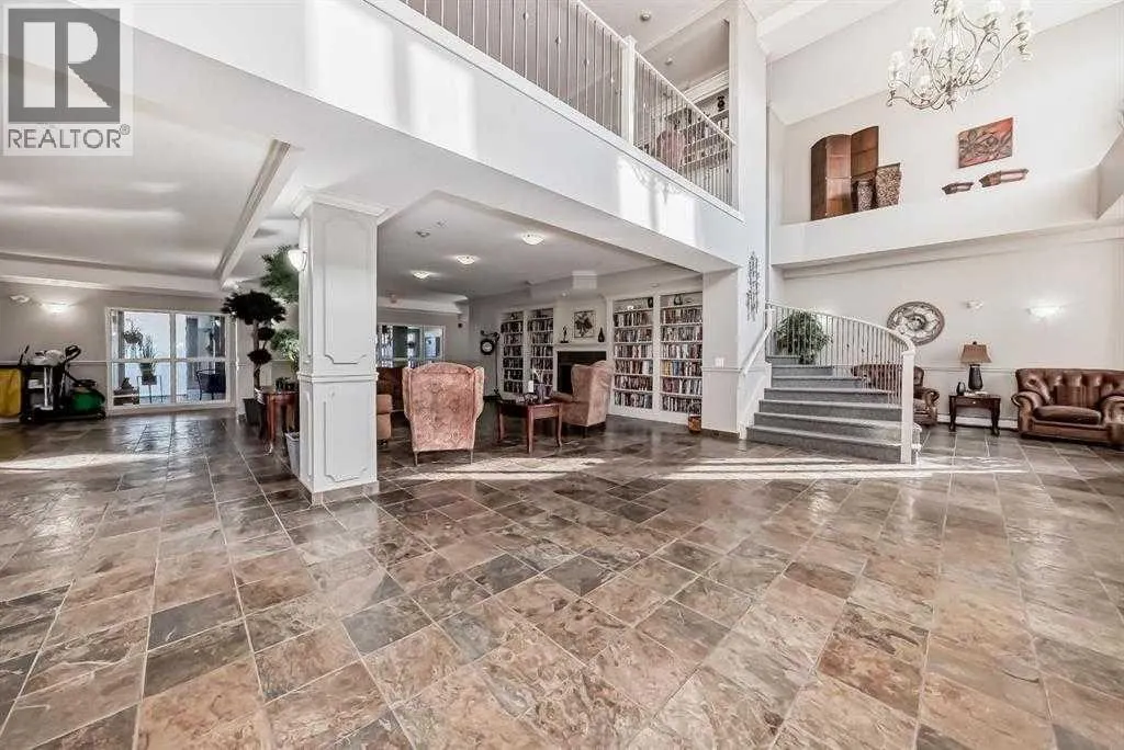 219, 15 Everstone Drive SW