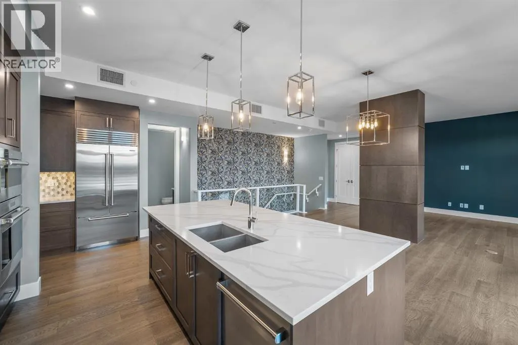 102, 29 Mahogany Circle SE