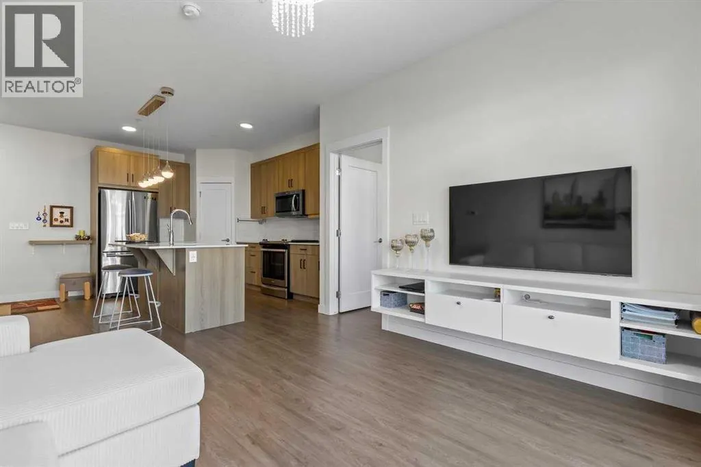4305, 522 Cranford Drive SE