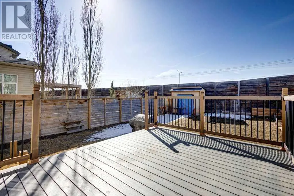 129 Walden Crescent SE