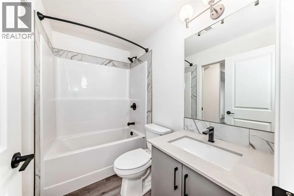 403, 140 Mahogany Street SE