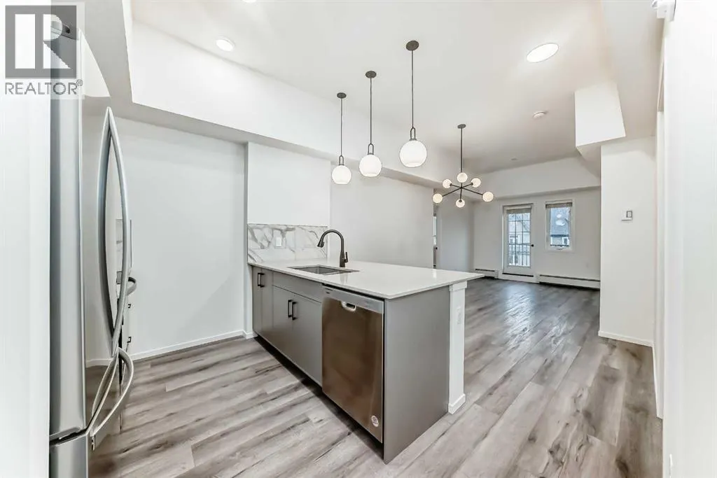 403, 140 Mahogany Street SE