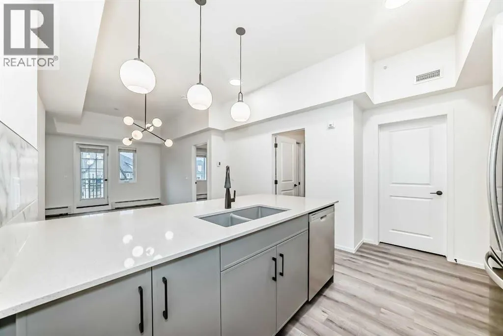 403, 140 Mahogany Street SE