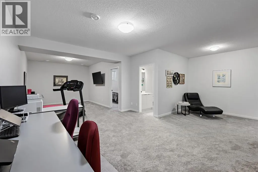 27 Seton Parade SE