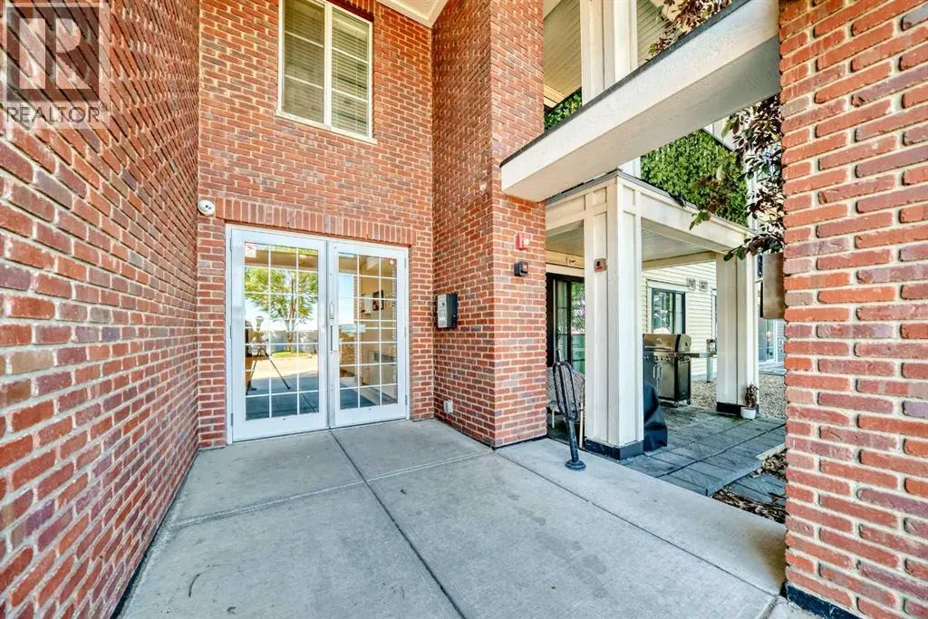 3410, 755 Copperpond Boulevard SE