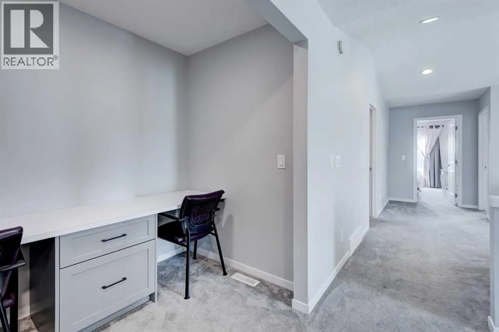 10 Seton Parade SE